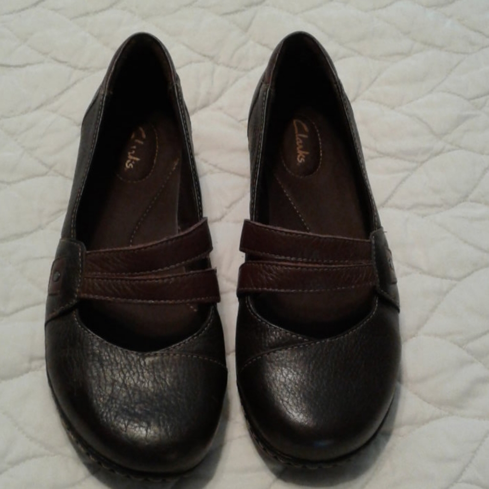 Clarks mary janes